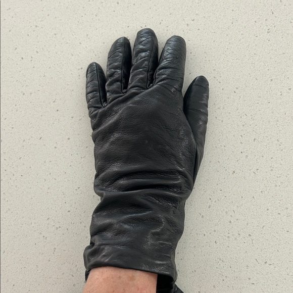 Made in Italy Black Leather Gloves Women’s Size 7.5 - Picture 2 of 12